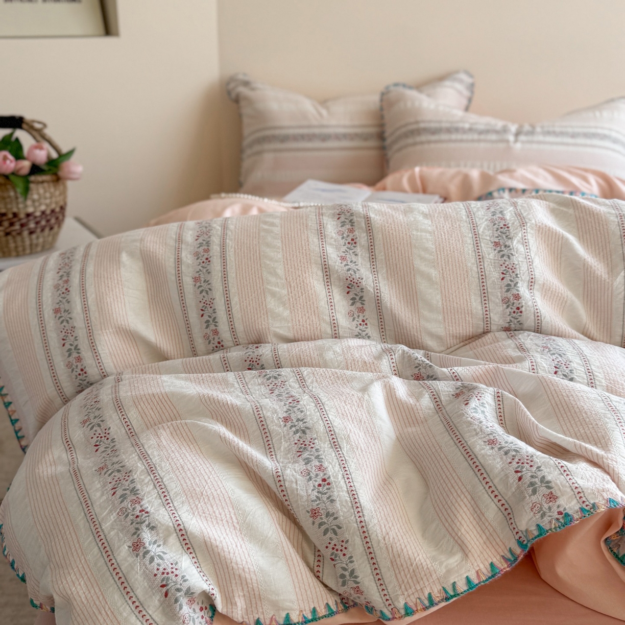 91家纺网 家纺一手货源 找家纺 （总）觅糖家纺 2025新款色织提花水洗棉贝壳边三角针四件套