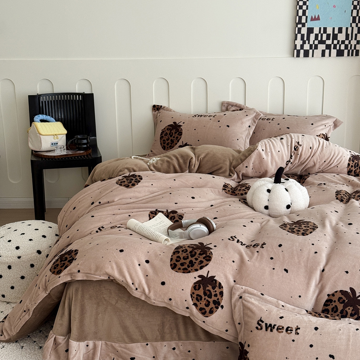 91家纺网 家纺一手货源 找家纺 （总）于果 2025新款牛奶绒印花四件套