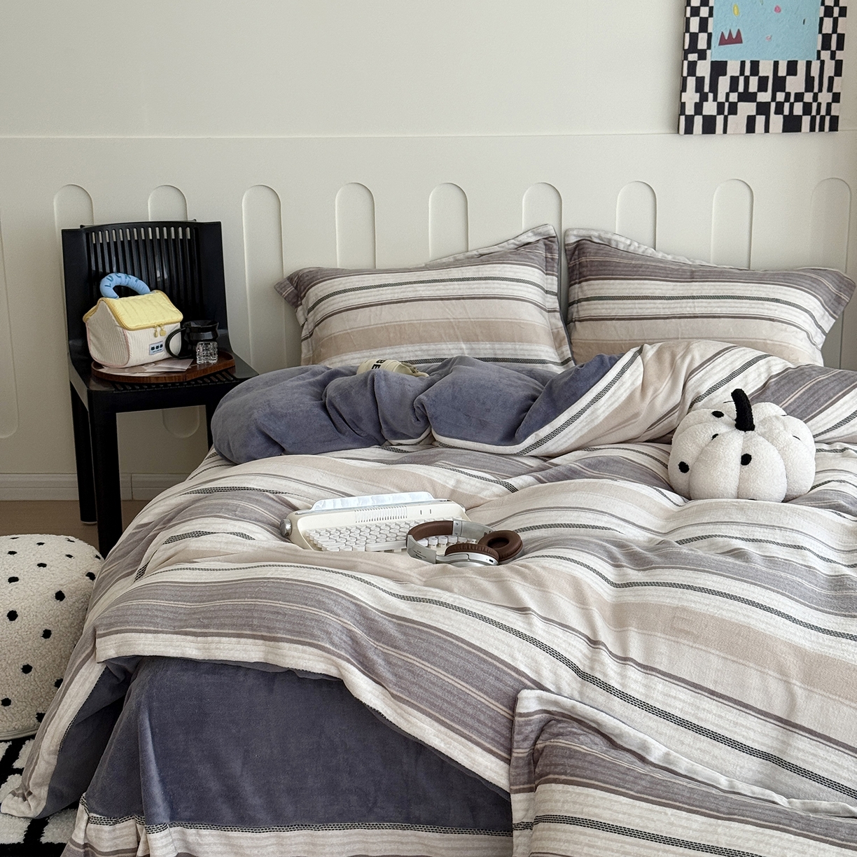 91家纺网 家纺一手货源 找家纺 （总）于果 2025新款牛奶绒印花四件套