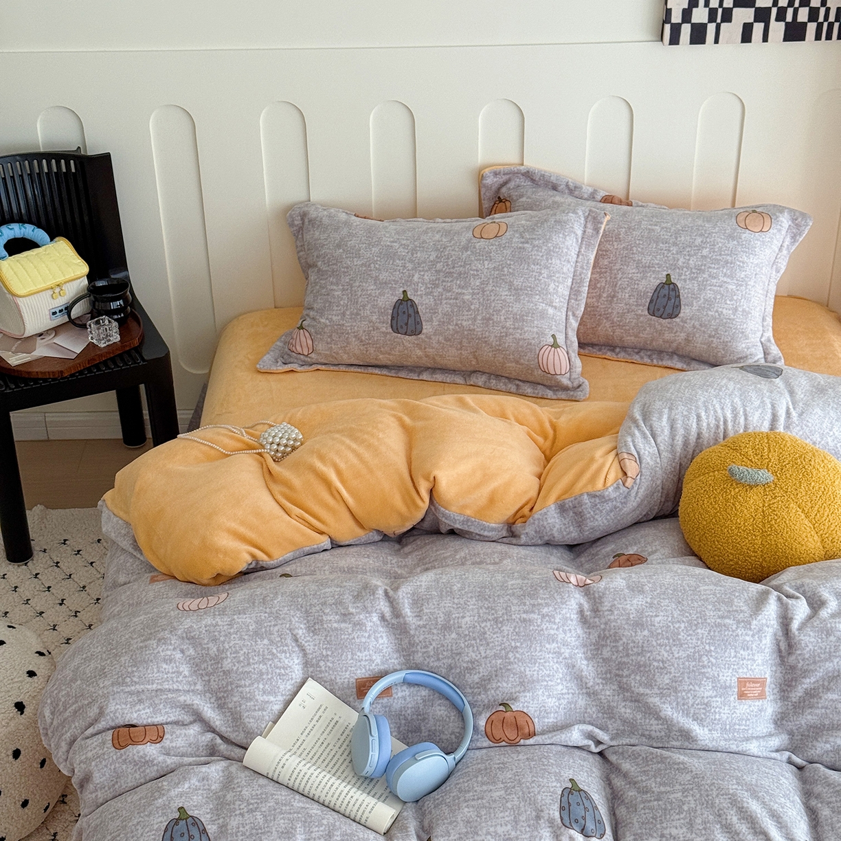 91家纺网 家纺一手货源 找家纺 于果 2025新款牛奶绒印花四件套 瓜香四溢