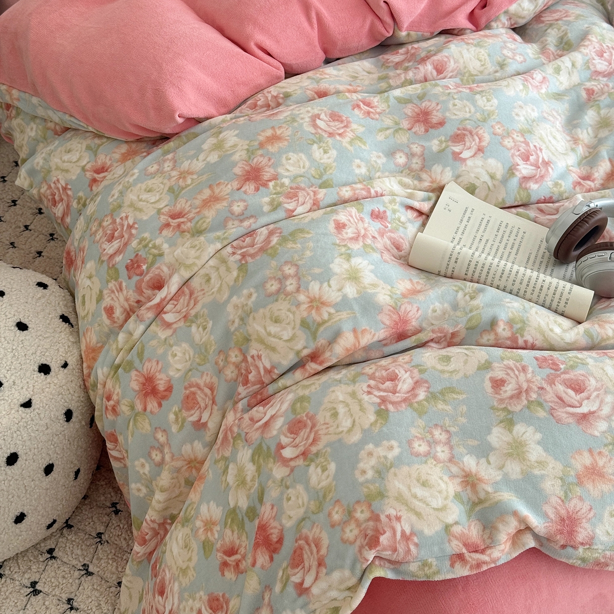 91家纺网 家纺一手货源 找家纺 于果 2025新款牛奶绒印花四件套 花舞轻盈