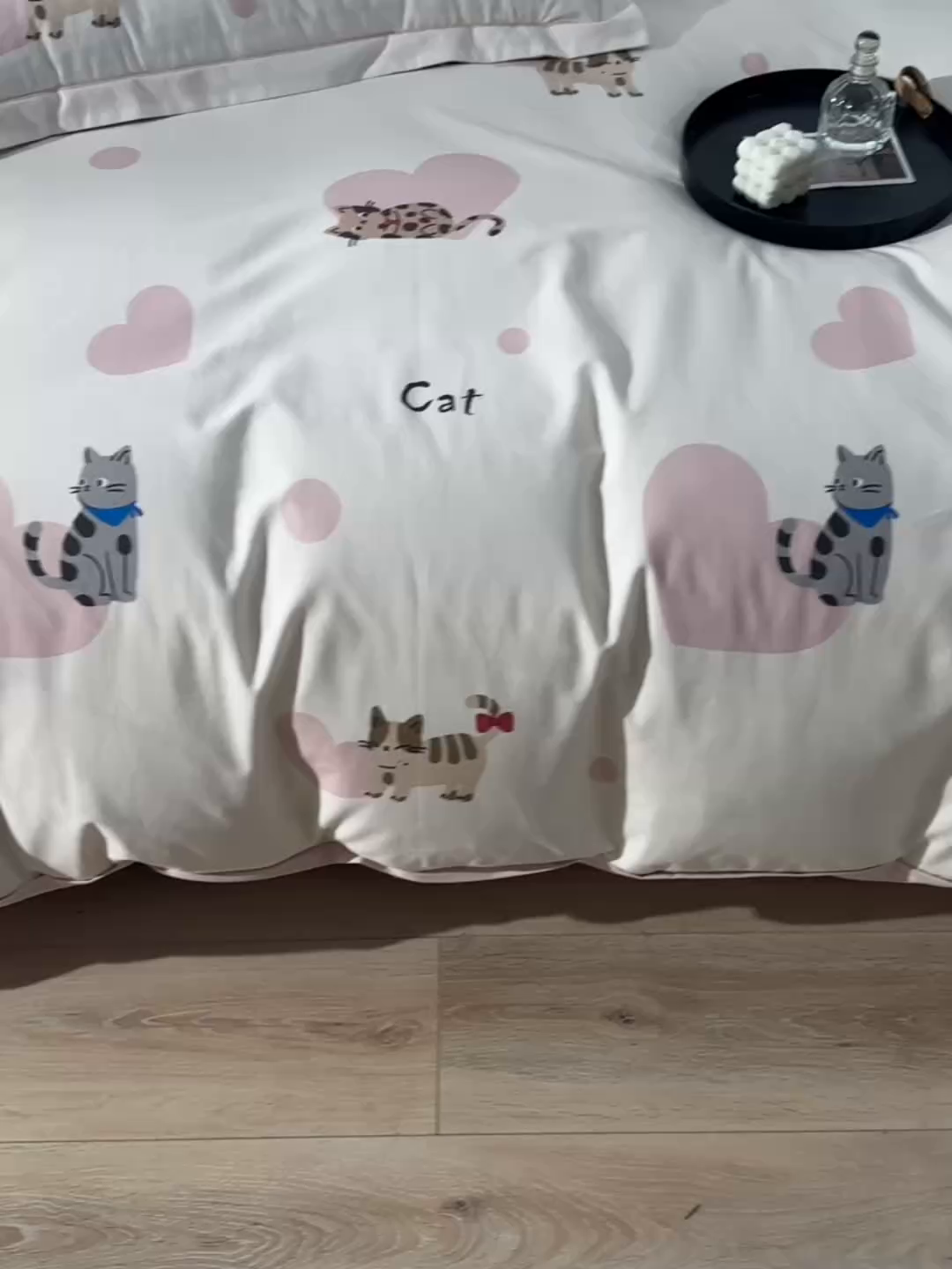 91家纺网 家纺一手货源 找家纺 金昱纺 2025新款法式加厚全棉纯棉磨毛四件套爱心猫