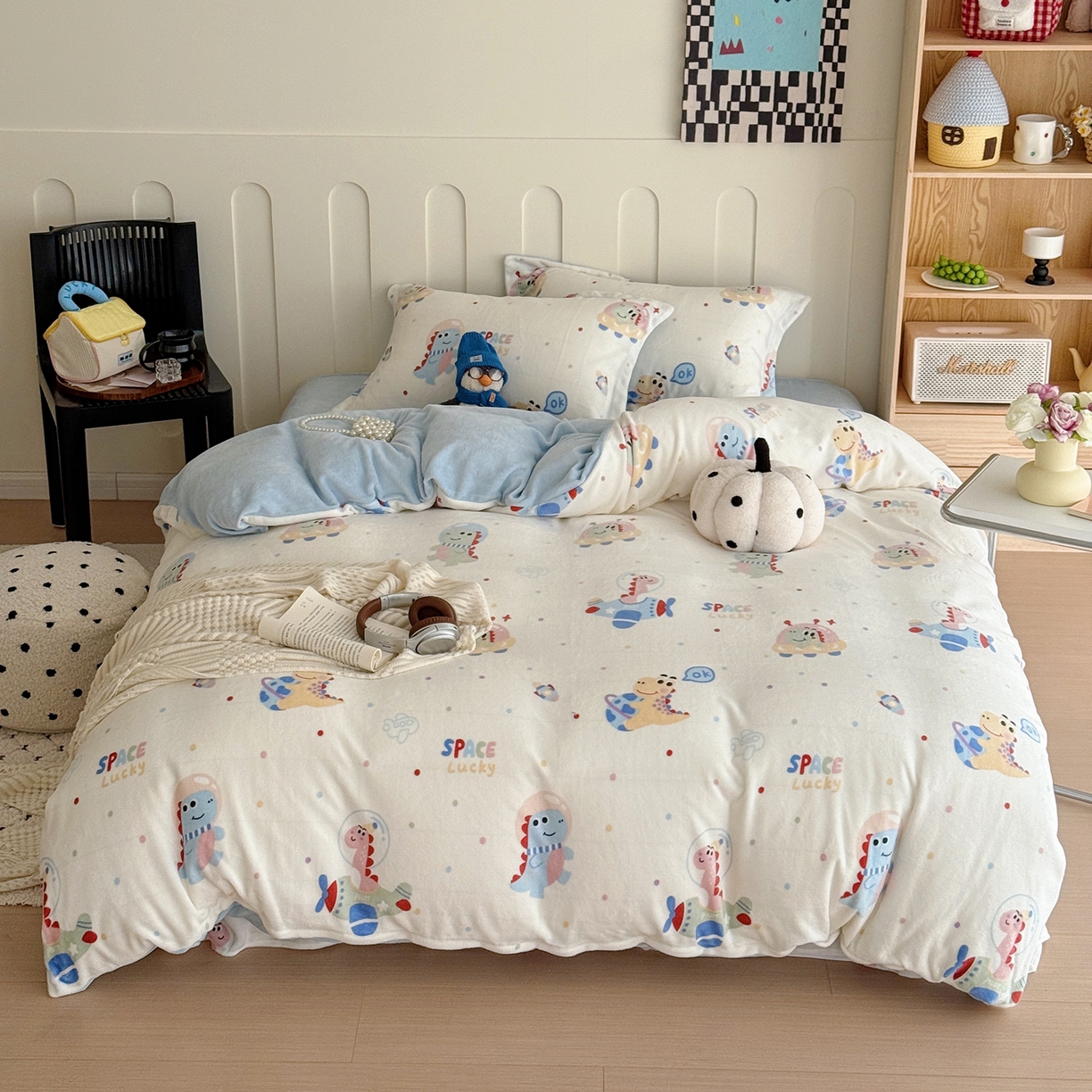 91家纺网 家纺一手货源 找家纺 于果 2025新款牛奶绒印花四件套 恐龙星球