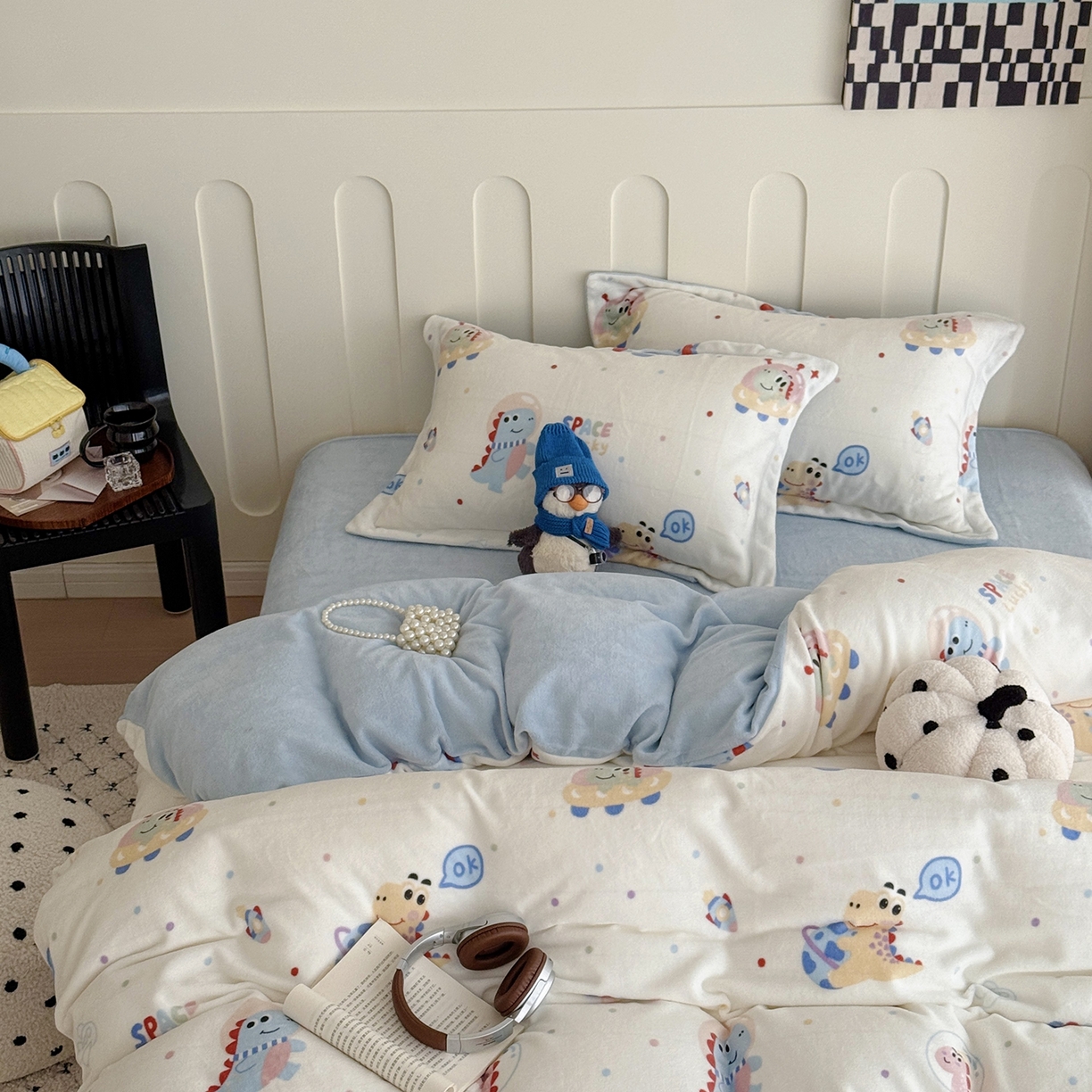 91家纺网 家纺一手货源 找家纺 于果 2025新款牛奶绒印花四件套 恐龙星球