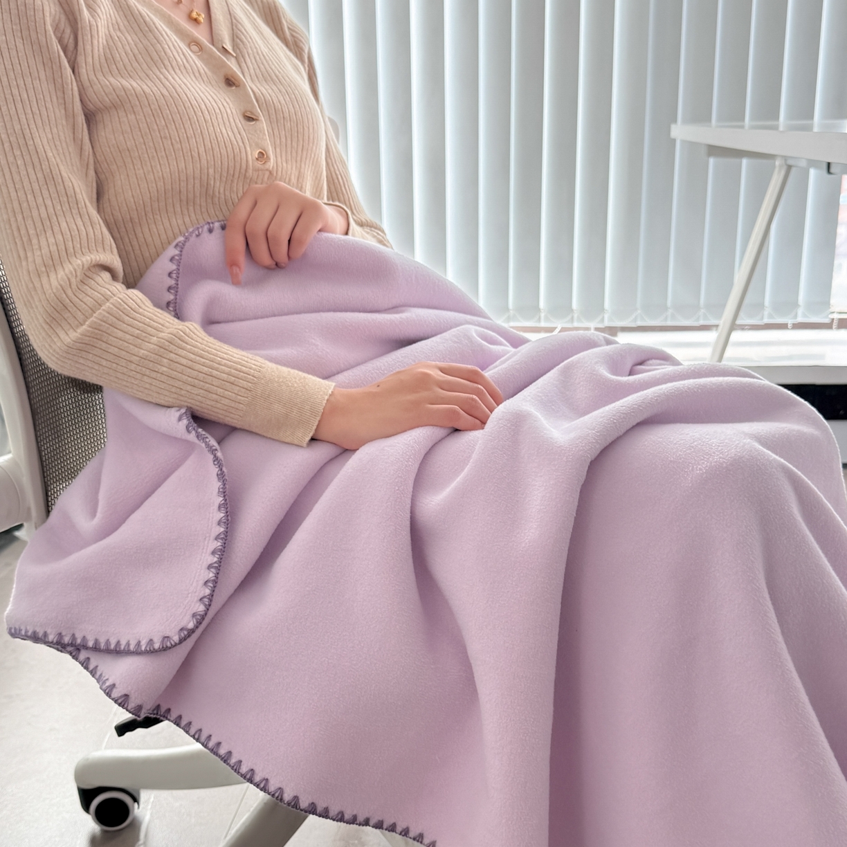 91家纺网 家纺一手货源 找家纺 格真 2025新款高克重双面仿羊绒多功能毯毛毯盖毯沙发毯午睡毯披肩毯-系列二 香芋紫