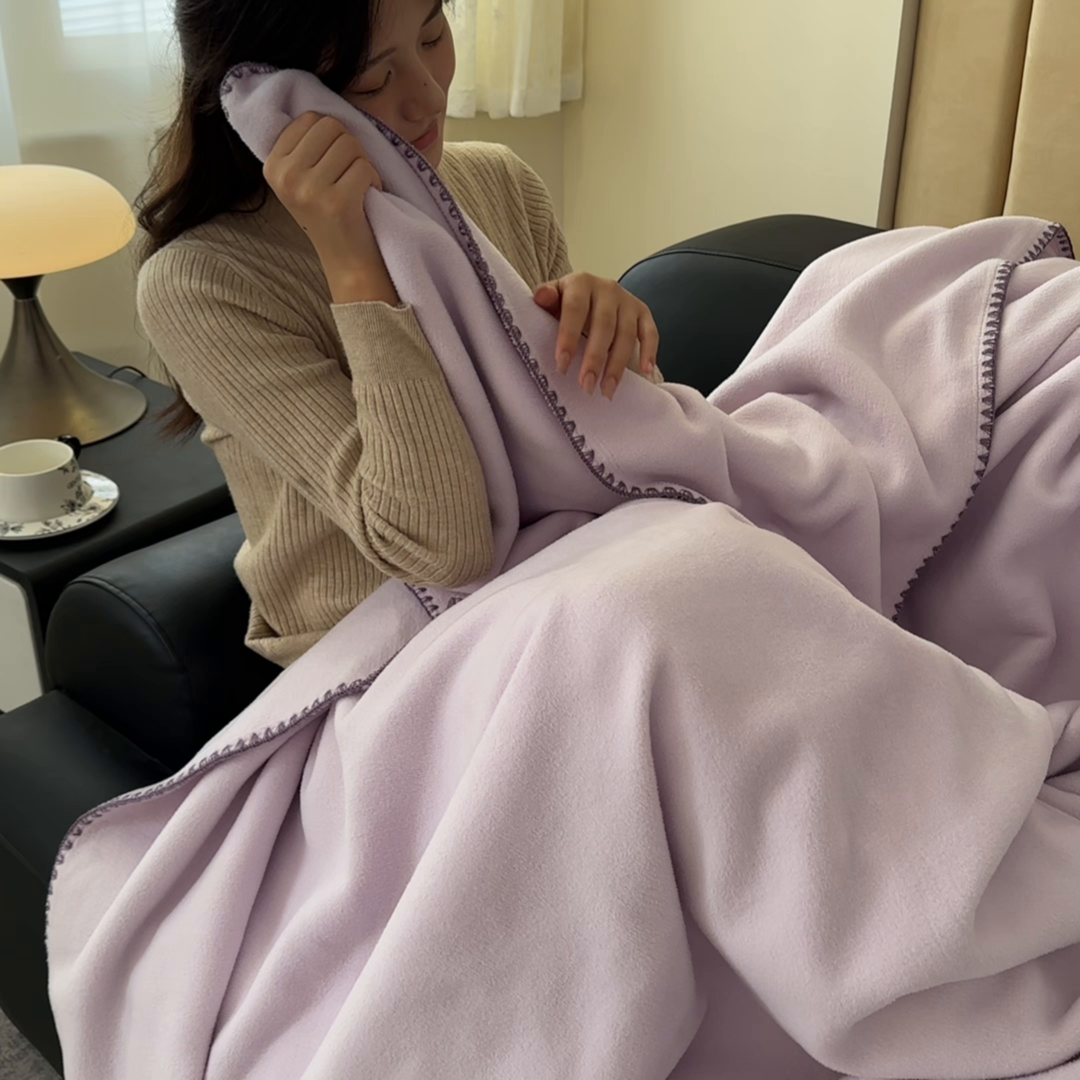 91家纺网 家纺一手货源 找家纺 格真 2025新款高克重双面仿羊绒多功能毯毛毯盖毯沙发毯午睡毯披肩毯-系列二 香芋紫