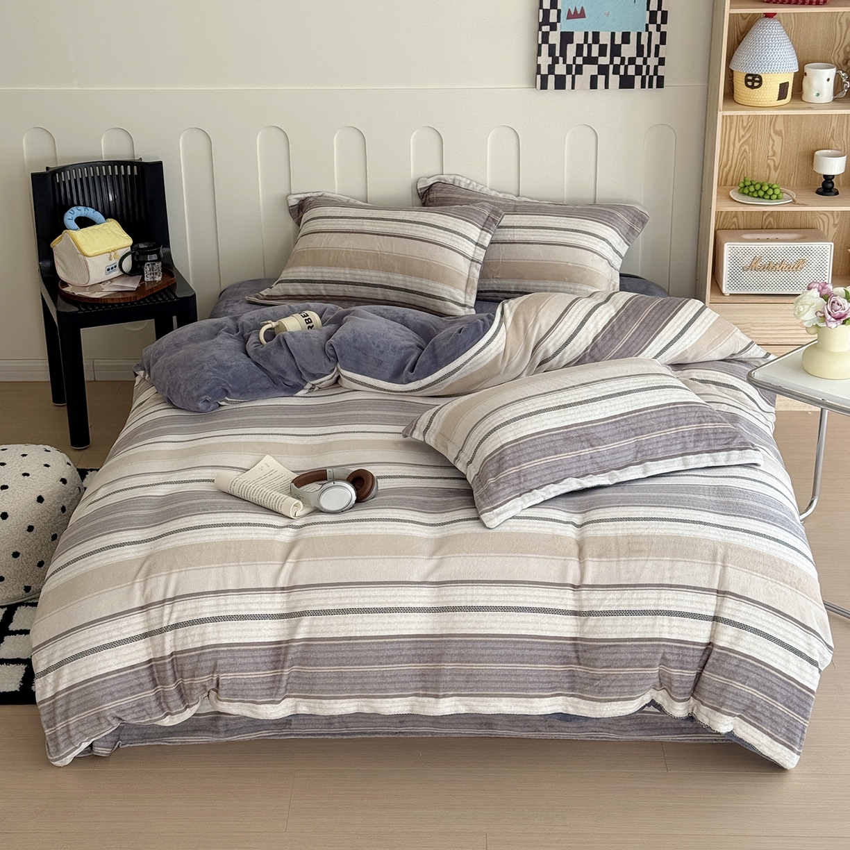 91家纺网 家纺一手货源 找家纺 于果 2025新款牛奶绒印花四件套 摩登时尚