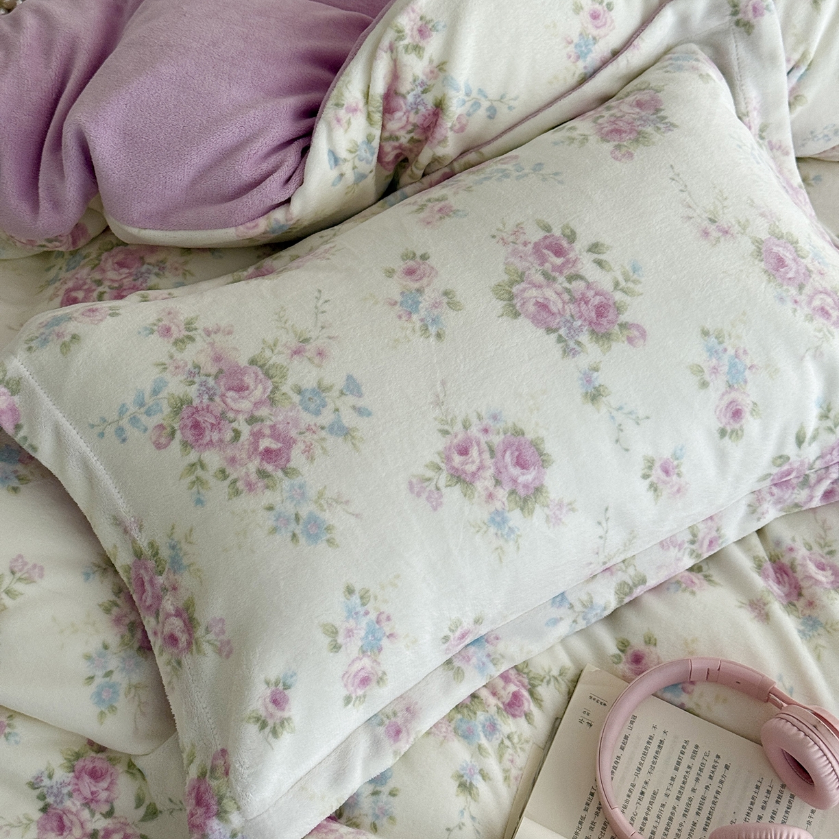 91家纺网 家纺一手货源 找家纺 于果 2025新款牛奶绒印花四件套 沐熙花