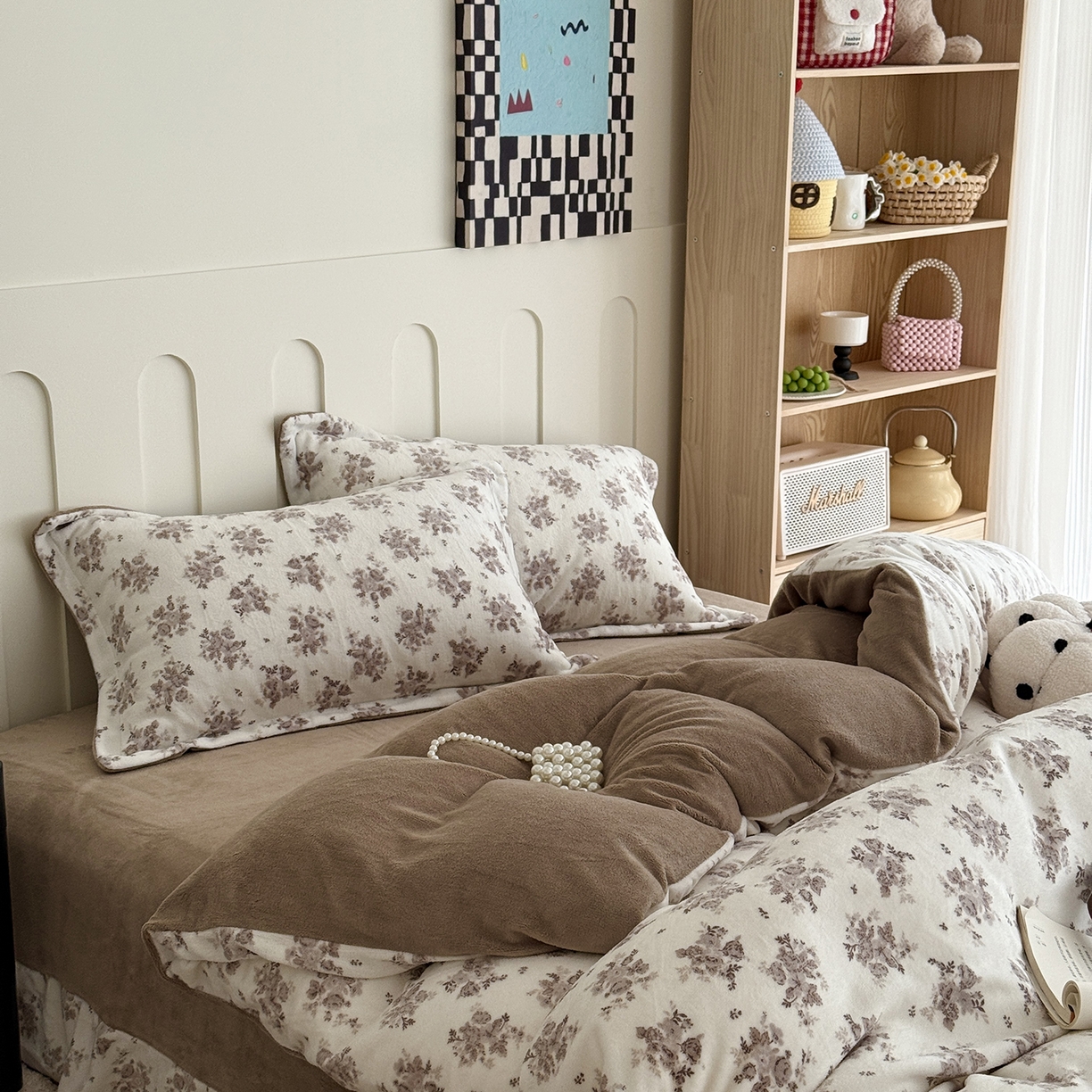 91家纺网 家纺一手货源 找家纺 于果 2025新款牛奶绒印花四件套 清新花梦