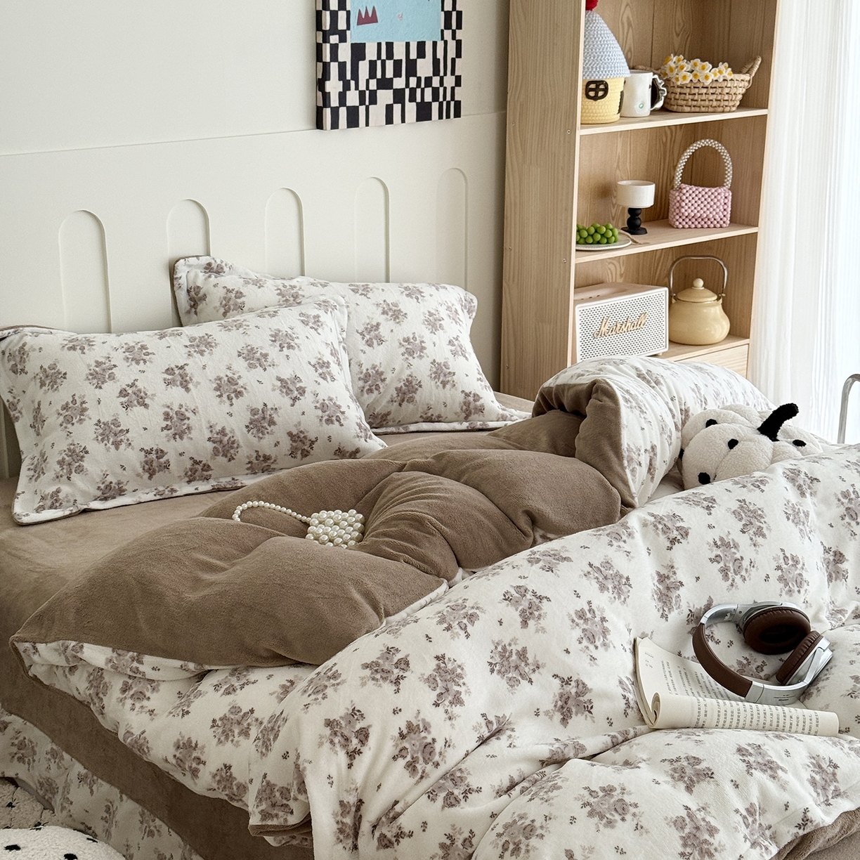 91家纺网 家纺一手货源 找家纺 于果 2025新款牛奶绒印花四件套 清新花梦