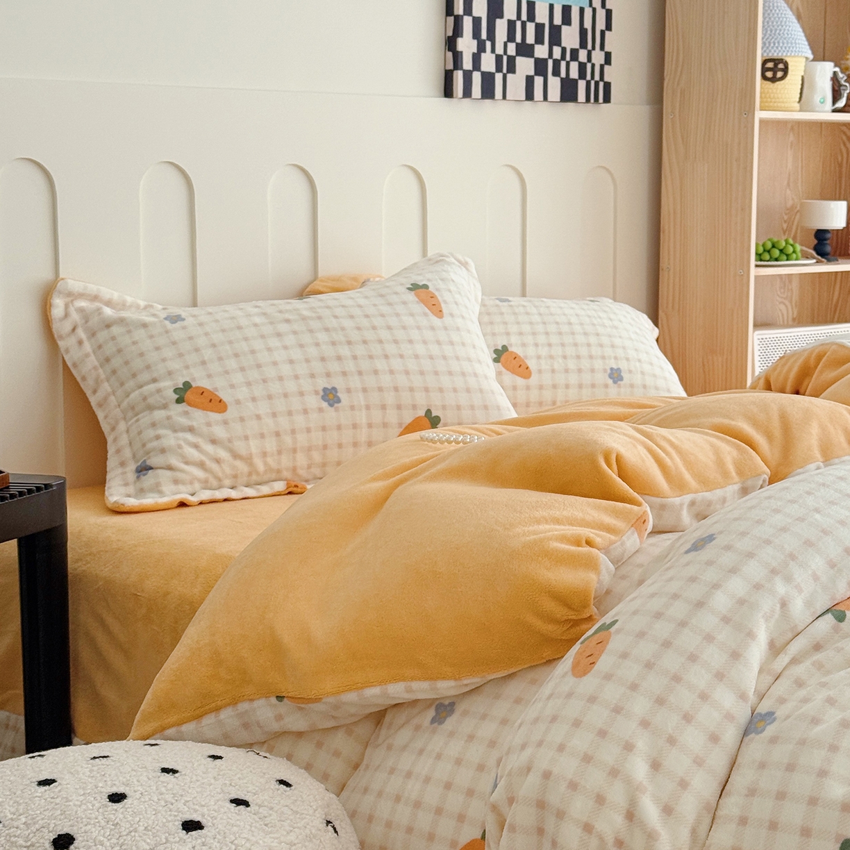 91家纺网 家纺一手货源 找家纺 于果 2025新款牛奶绒印花四件套 甜心萝卜