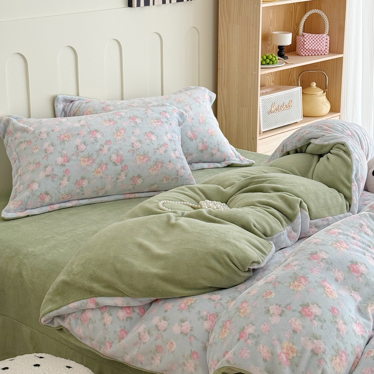 91家纺网 家纺一手货源 找家纺 于果 2025新款牛奶绒印花四件套 温馨花语-蓝