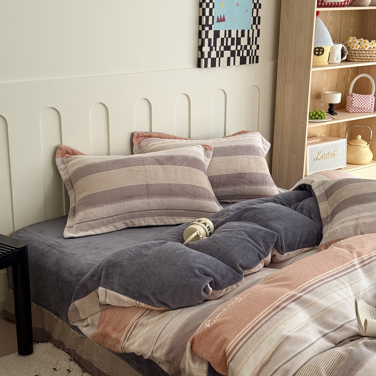 91家纺网 家纺一手货源 找家纺 于果 2025新款牛奶绒印花四件套 英俊之旅-橙