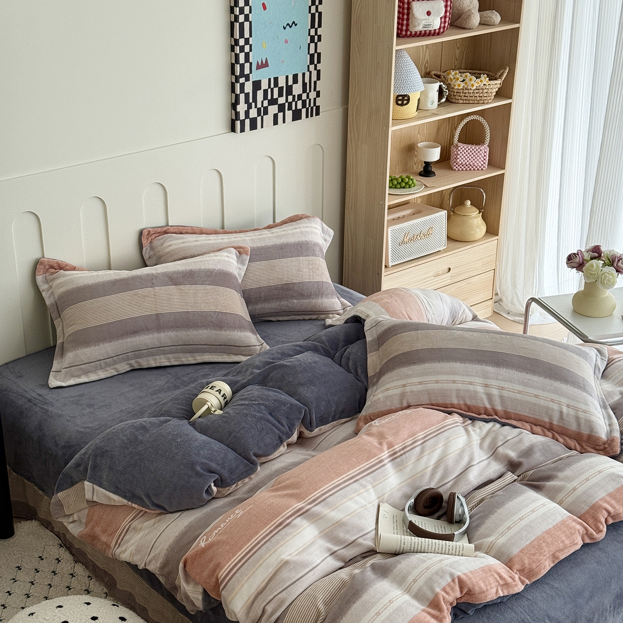 91家纺网 家纺一手货源 找家纺 于果 2025新款牛奶绒印花四件套 英俊之旅-橙