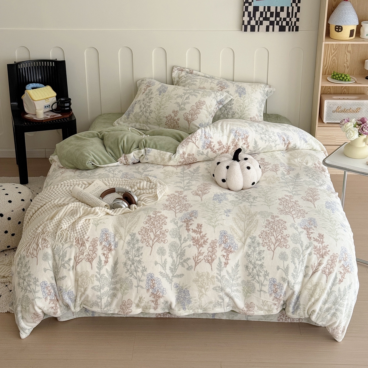 91家纺网 家纺一手货源 找家纺 于果 2025新款牛奶绒印花四件套 幽兰花谷