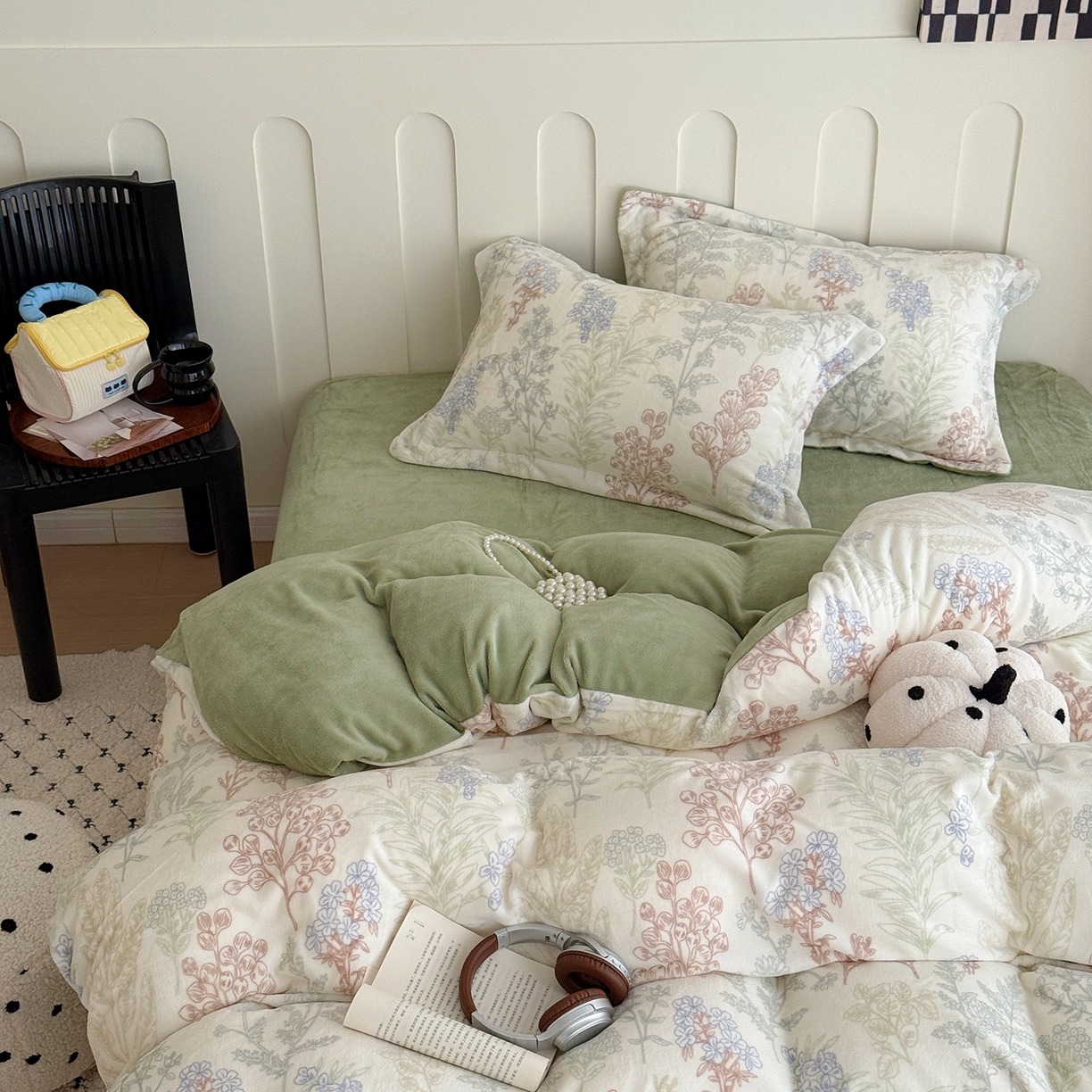 91家纺网 家纺一手货源 找家纺 于果 2025新款牛奶绒印花四件套 幽兰花谷