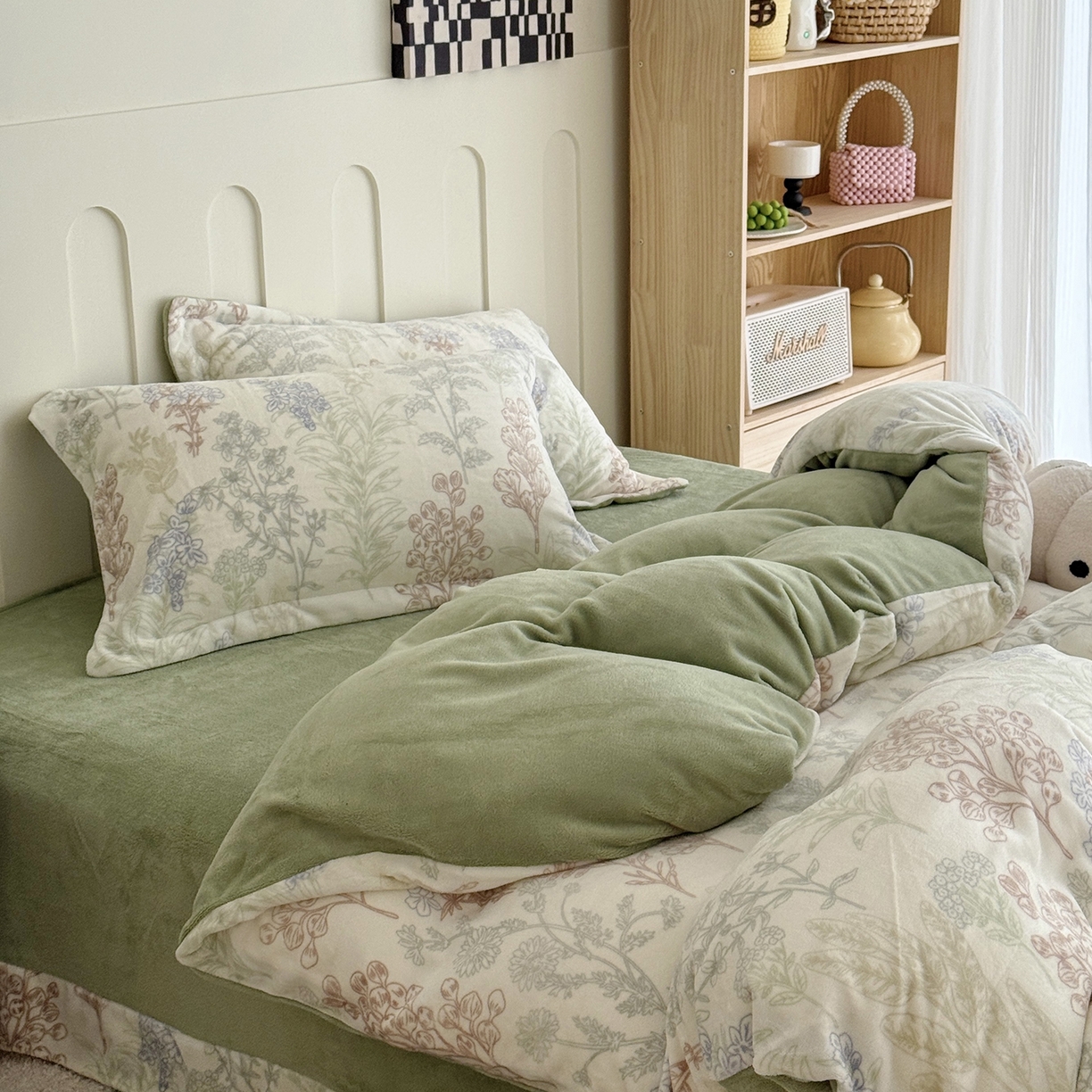 91家纺网 家纺一手货源 找家纺 于果 2025新款牛奶绒印花四件套 幽兰花谷