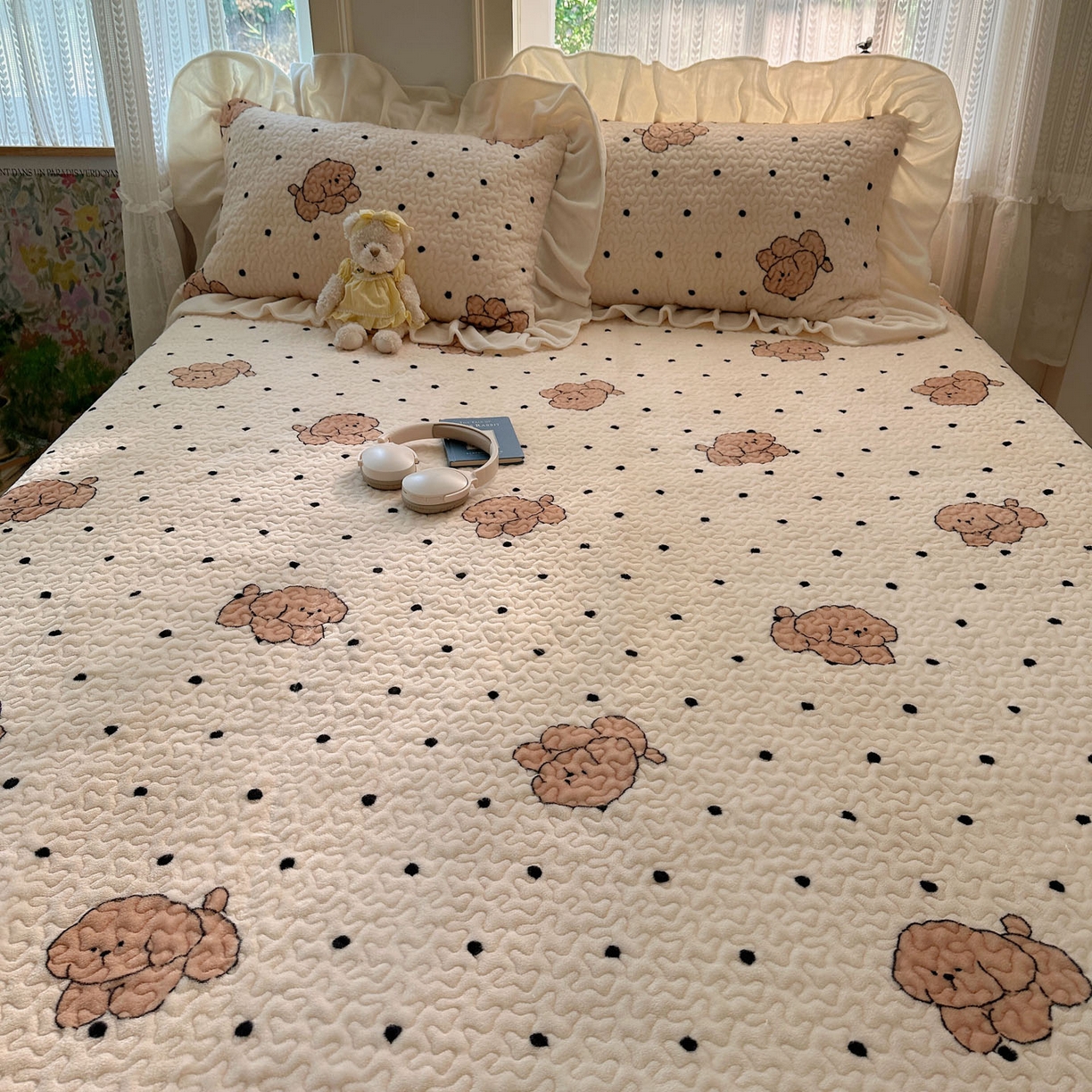 91家纺网 家纺一手货源 找家纺 （总）红嘴企鹅 2025新款花边加厚牛奶绒单品床盖单件床盖三件套