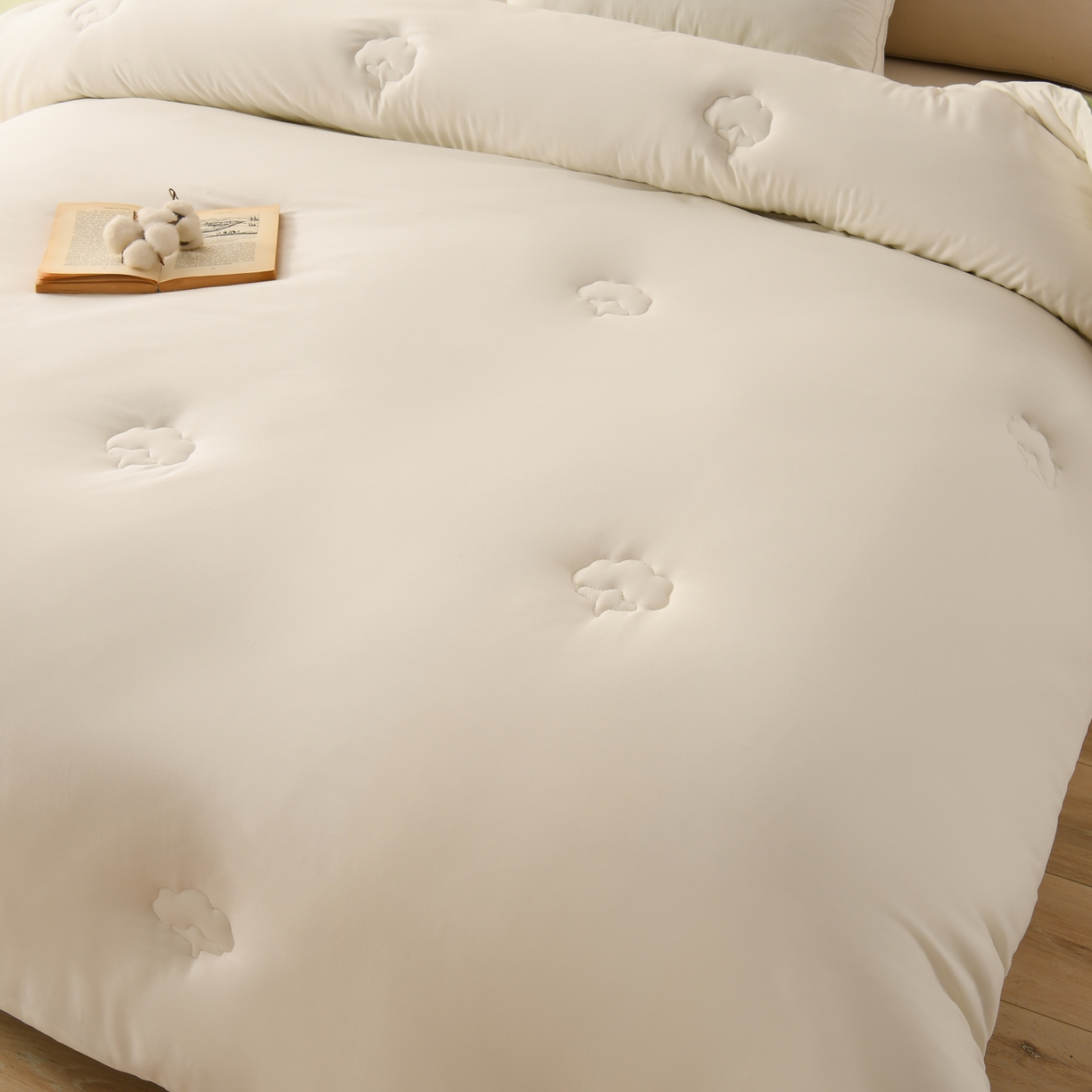 91家纺网 家纺一手货源 找家纺 锦逸家居 2025新款亲肤舒适水洗棉新疆棉花被被子被芯 白果绿