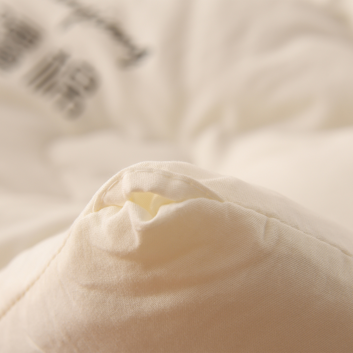 91家纺网 家纺一手货源 找家纺 锦逸家居 2025新款亲肤舒适水洗棉新疆棉花被被子被芯 奶白