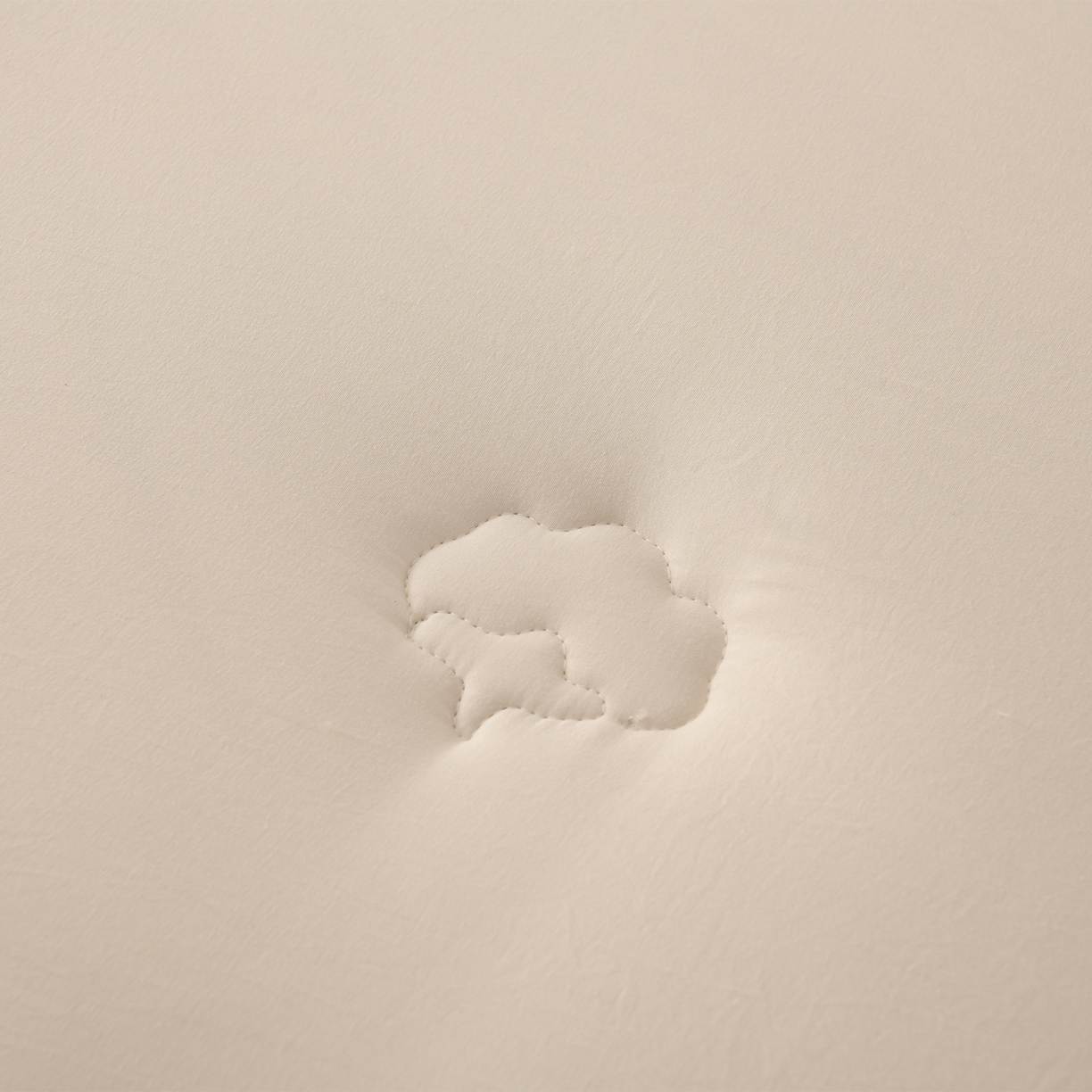 91家纺网 家纺一手货源 找家纺 锦逸家居 2025新款亲肤舒适水洗棉新疆棉花被被子被芯 奶白