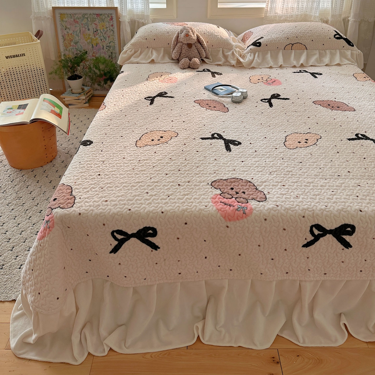 91家纺网 家纺一手货源 找家纺 （总）红嘴企鹅 2025新款花边加厚牛奶绒单品床盖单件床盖三件套