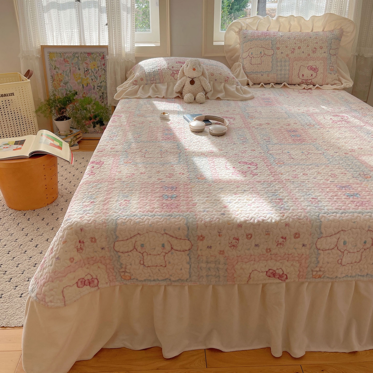 91家纺网 家纺一手货源 找家纺 （总）红嘴企鹅 2025新款花边加厚牛奶绒单品床盖单件床盖三件套