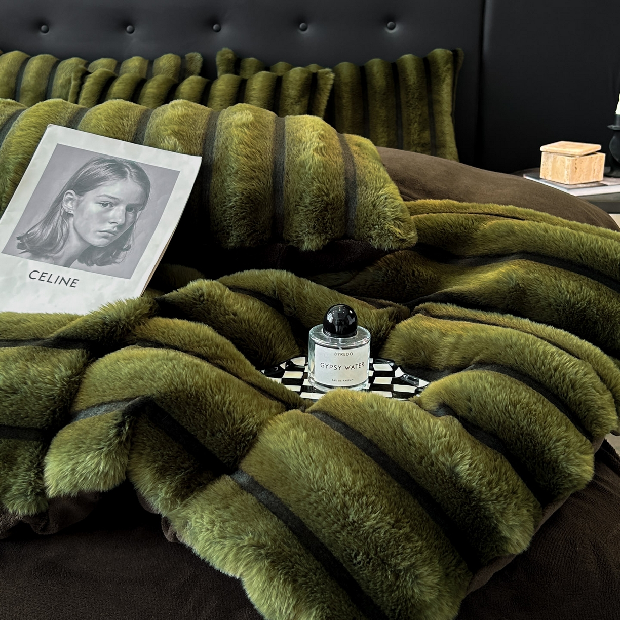 91家纺网 家纺一手货源 找家纺 （总）绒世界 2025新款条纹兔毛绒牛奶绒四件套