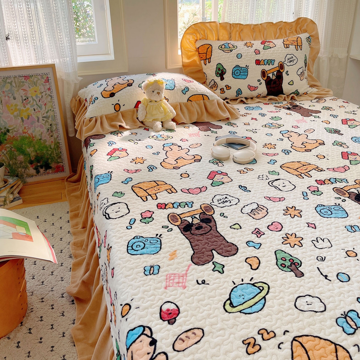 91家纺网 家纺一手货源 找家纺 红嘴企鹅 2025新款花边加厚牛奶绒单品床盖单件床盖三件套 大力