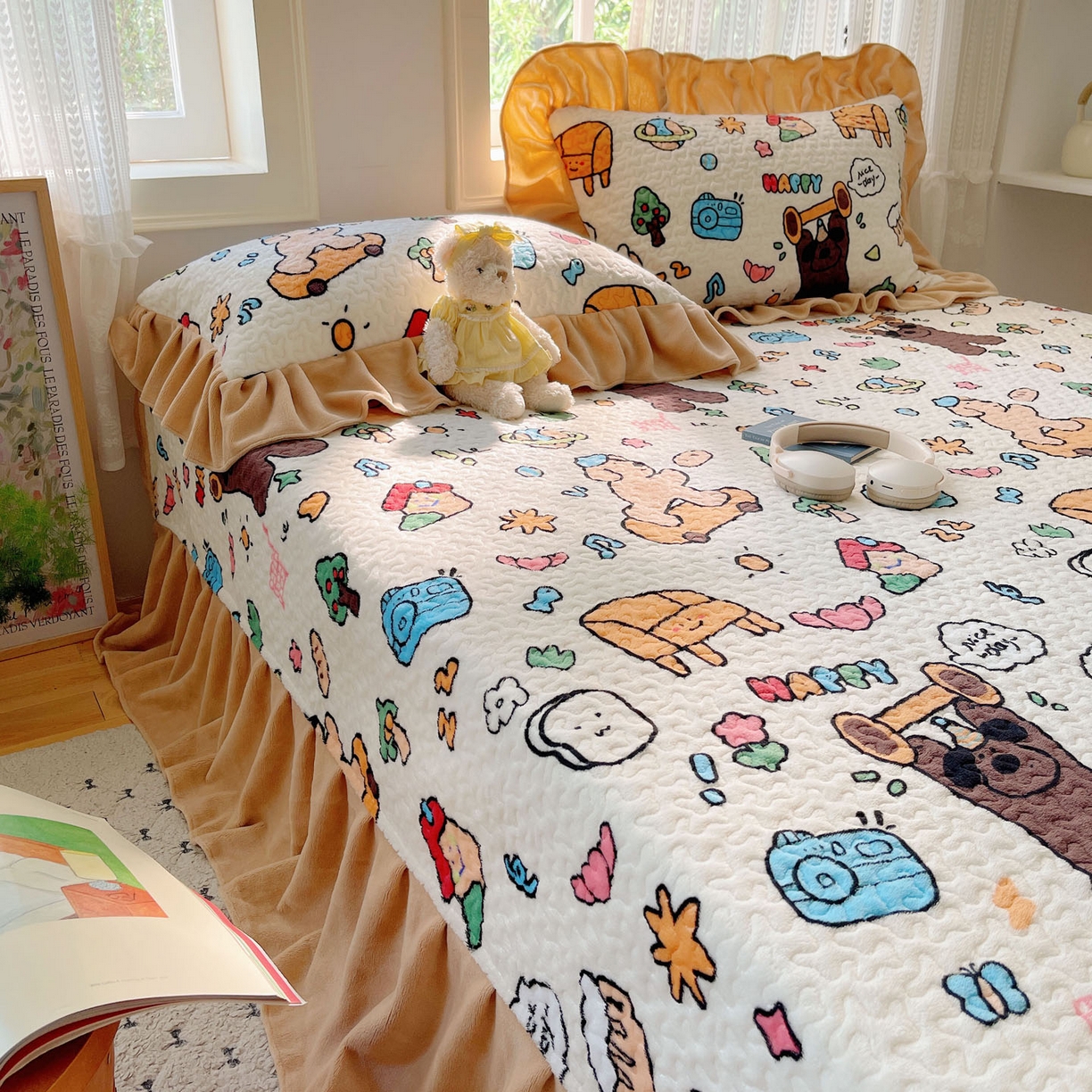 91家纺网 家纺一手货源 找家纺 红嘴企鹅 2025新款花边加厚牛奶绒单品床盖单件床盖三件套 大力