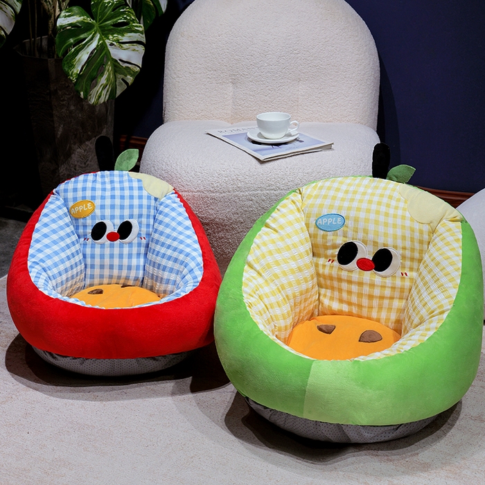 91家纺网 家纺一手货源 找家纺 仟亿莱 2025新款大眼苹果格子半包围蒲团坐垫 半包围蓝格红苹果