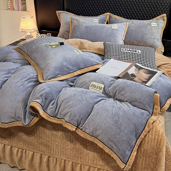 91家纺网 家纺一手货源 找家纺 芷卧 2025新款高克重牛奶绒四件套床盖款 马亚尔-浅灰