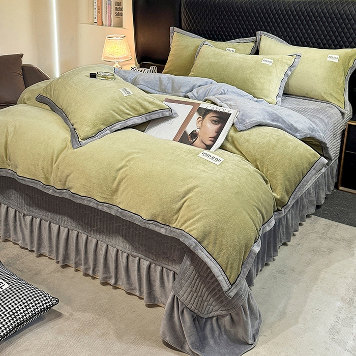 芷卧 2025新款高克重牛奶绒四件套床盖款 马亚尔-青绿