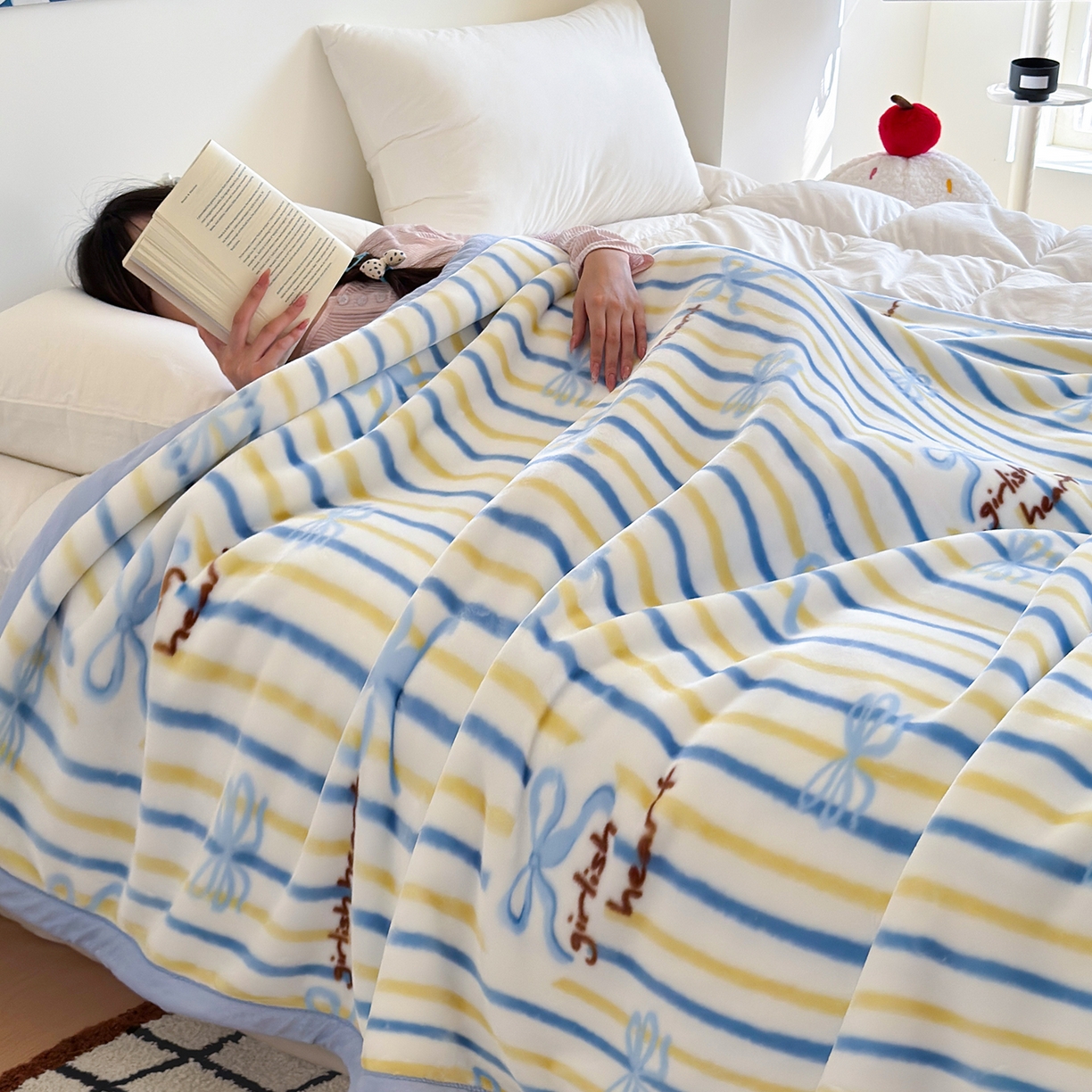 91家纺网 家纺一手货源 找家纺 舒隅家纺 2025新款双层印花云毯毛毯毯子 韩系蝴蝶结