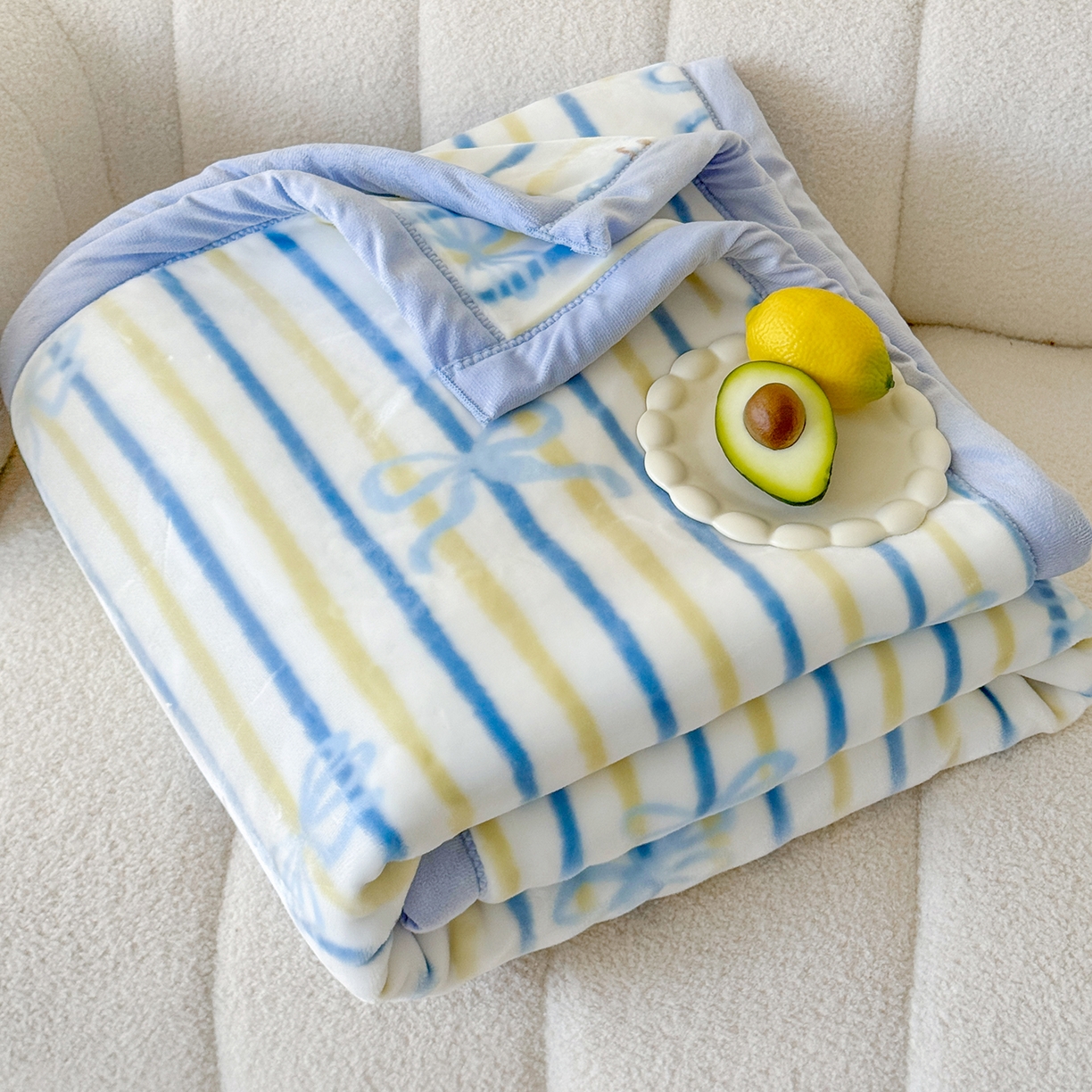 91家纺网 家纺一手货源 找家纺 舒隅家纺 2025新款双层印花云毯毛毯毯子 韩系蝴蝶结