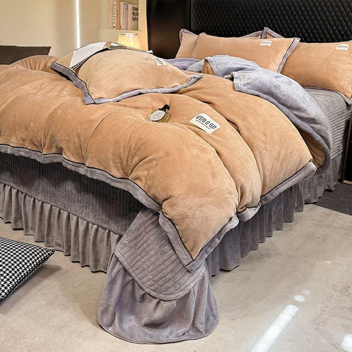 芷卧 2025新款高克重牛奶绒四件套床盖款 马亚尔-卡其