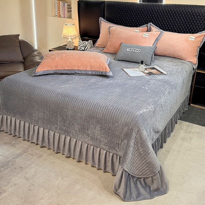 91家纺网 家纺一手货源 找家纺 芷卧 2025新款高克重牛奶绒四件套床盖款 马亚尔-暗粉