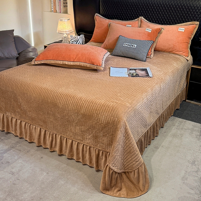 91家纺网 家纺一手货源 找家纺 芷卧 2025新款高克重牛奶绒四件套床盖款 马亚尔-爱桔