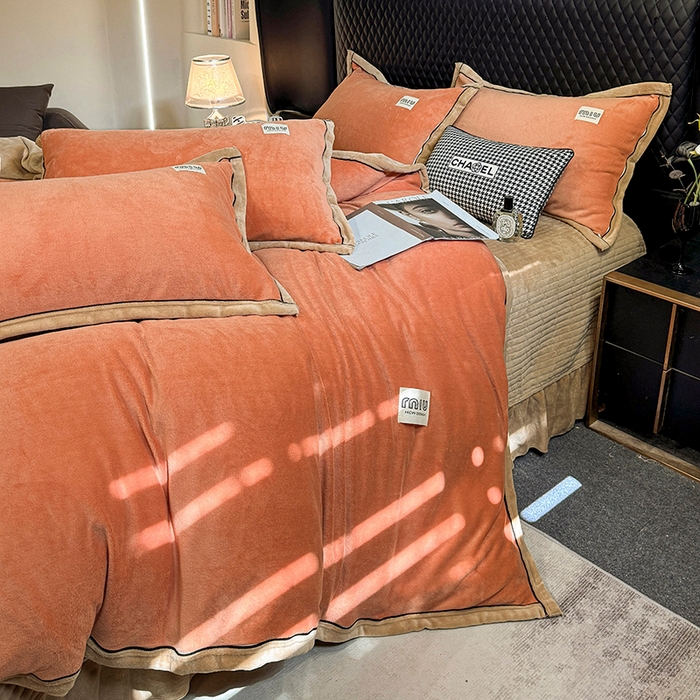 91家纺网 家纺一手货源 找家纺 芷卧 2025新款高克重牛奶绒四件套床盖款 马亚尔-爱桔