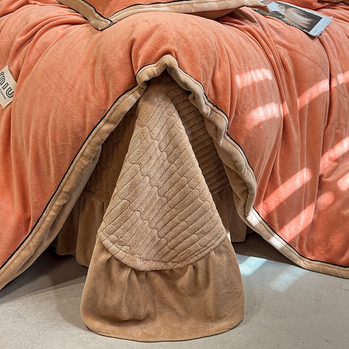 91家纺网 家纺一手货源 找家纺 芷卧 2025新款高克重牛奶绒四件套床盖款 马亚尔-爱桔