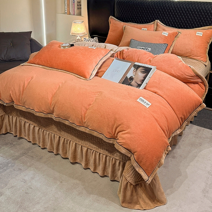 91家纺网 家纺一手货源 找家纺 芷卧 2025新款高克重牛奶绒四件套床盖款 马亚尔-爱桔