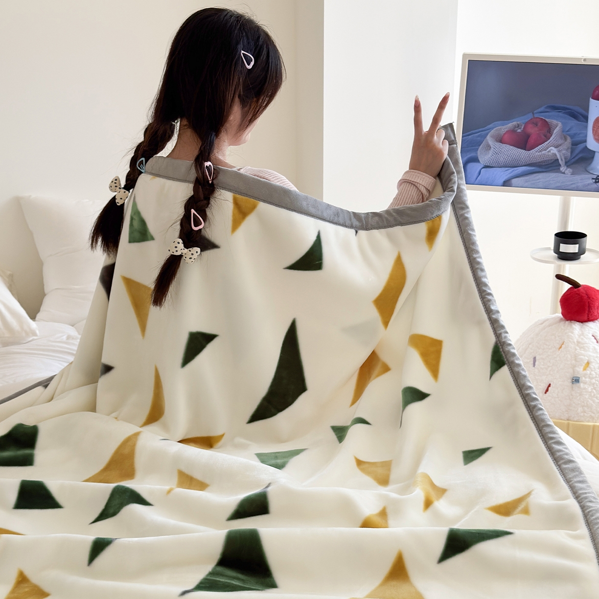 91家纺网 家纺一手货源 找家纺 舒隅家纺 2025新款双层印花云毯毛毯毯子 米三角