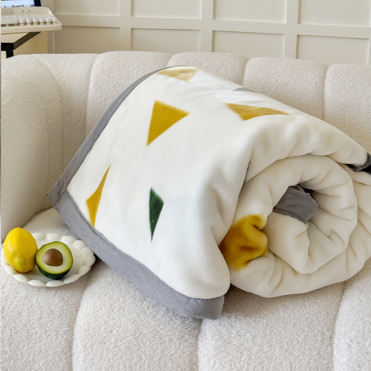 91家纺网 家纺一手货源 找家纺 舒隅家纺 2025新款双层印花云毯毛毯毯子 米三角