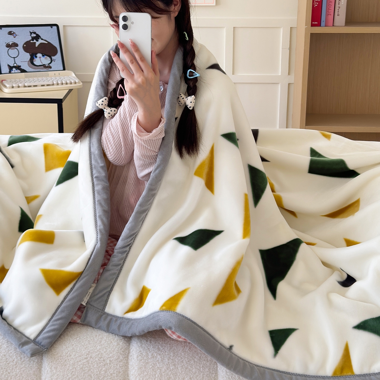 91家纺网 家纺一手货源 找家纺 舒隅家纺 2025新款双层印花云毯毛毯毯子 米三角