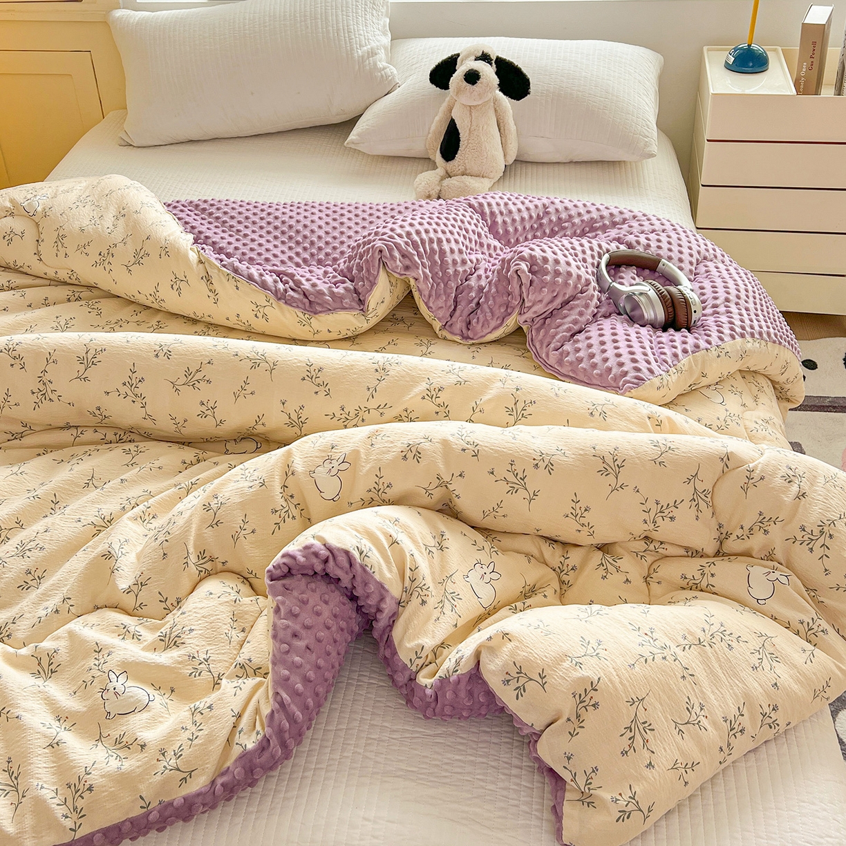 91家纺网 家纺一手货源 找家纺 优选 2025新款木棉双层纱ins少女心可爱加厚豆豆冬被四件套床盖三件套暖梦小红书推荐 花花兔兔