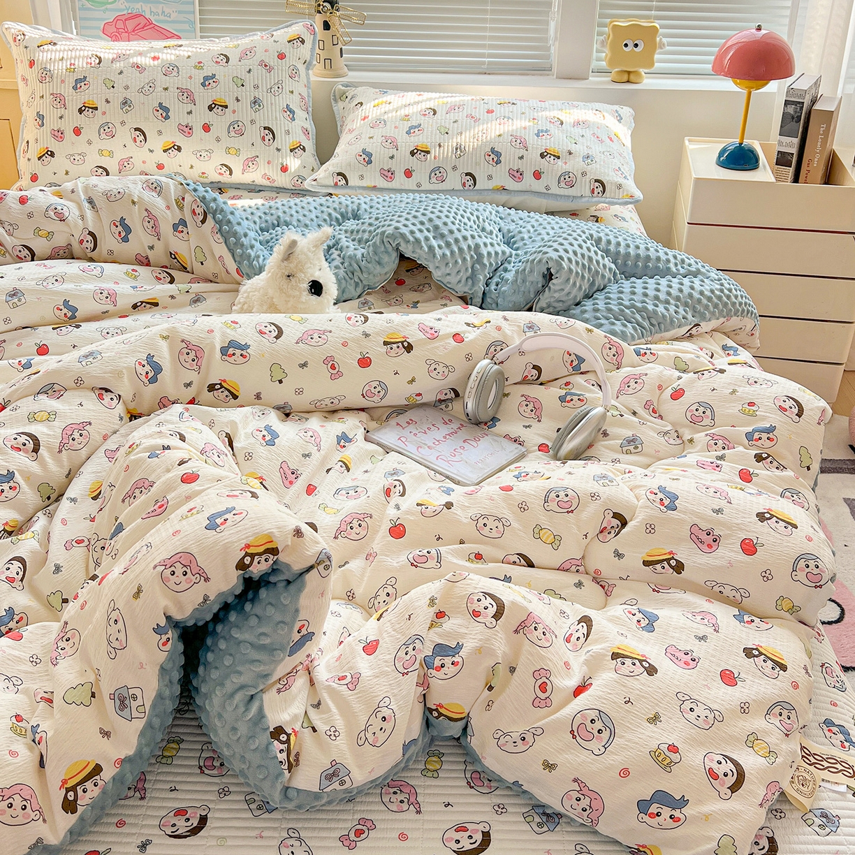 91家纺网 家纺一手货源 找家纺 优选 2025新款木棉双层纱ins少女心可爱加厚豆豆冬被四件套床盖三件套暖梦小红书推荐 快乐小新