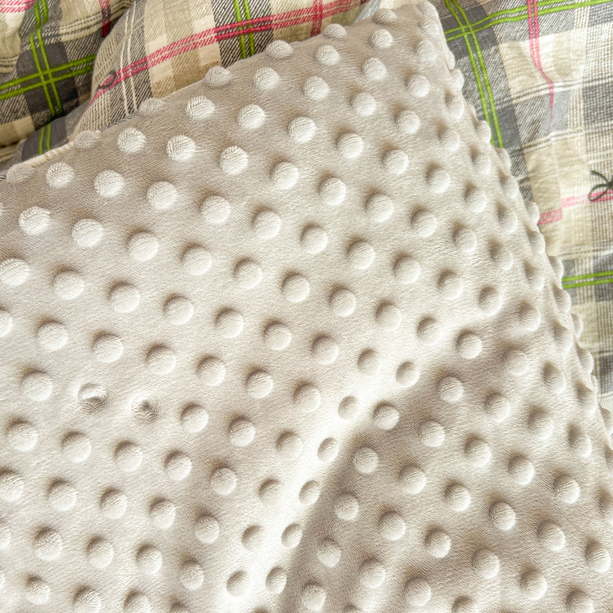 91家纺网 家纺一手货源 找家纺 优选 2025新款木棉双层纱ins少女心可爱加厚豆豆冬被四件套床盖三件套暖梦小红书推荐 绿色条格