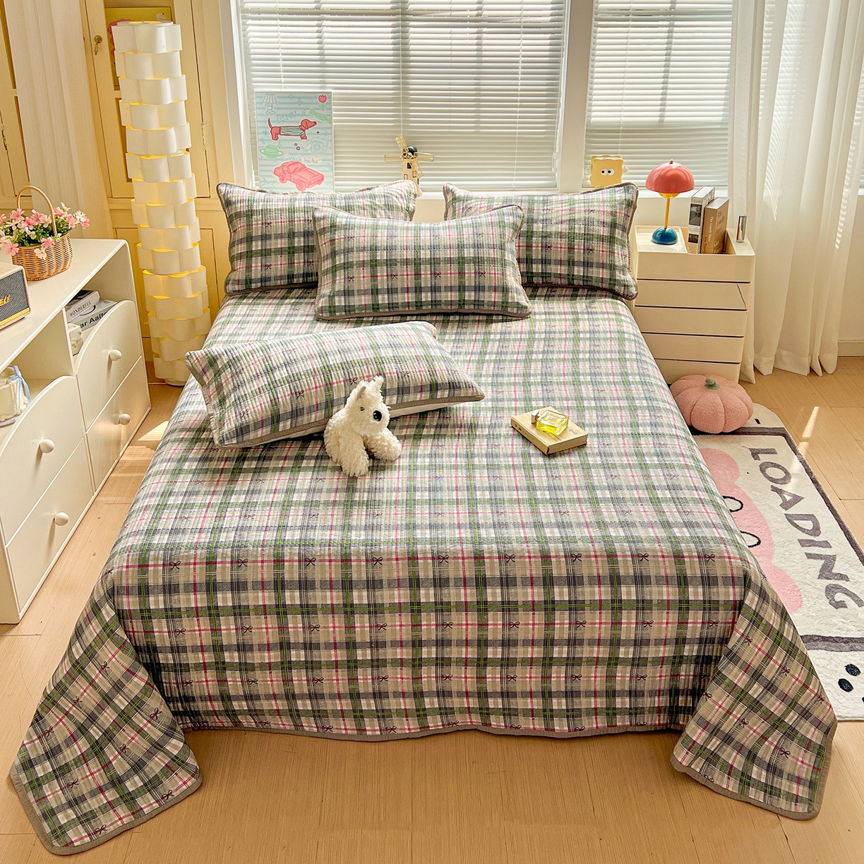 91家纺网 家纺一手货源 找家纺 优选 2025新款木棉双层纱ins少女心可爱加厚豆豆冬被四件套床盖三件套暖梦小红书推荐 绿色条格