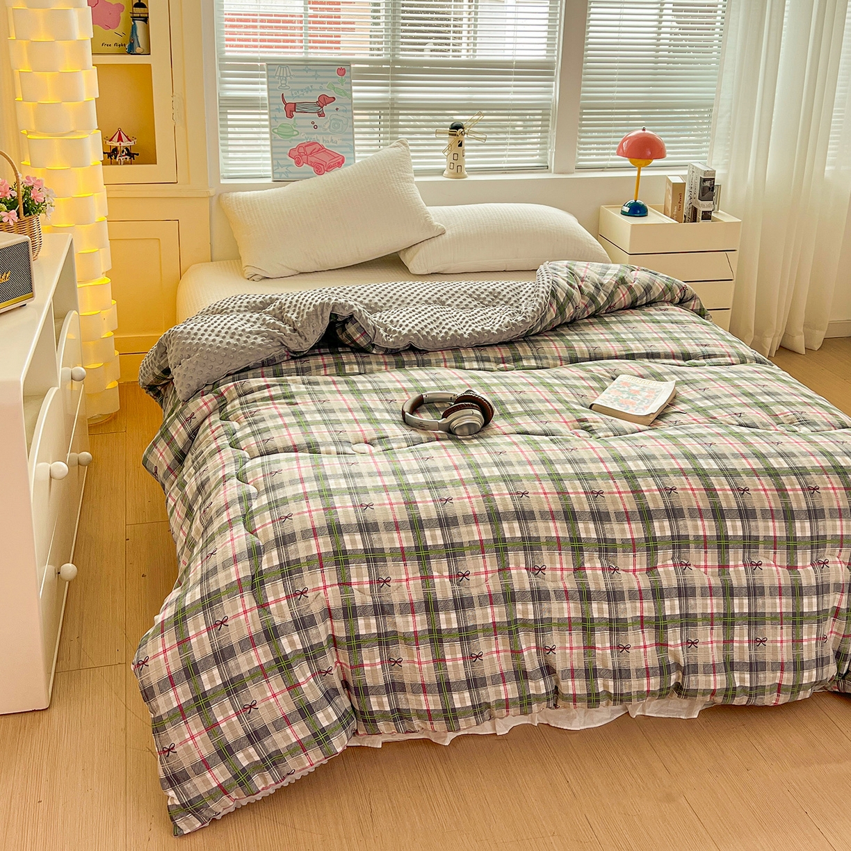 91家纺网 家纺一手货源 找家纺 优选 2025新款木棉双层纱ins少女心可爱加厚豆豆冬被四件套床盖三件套暖梦小红书推荐 绿色条格