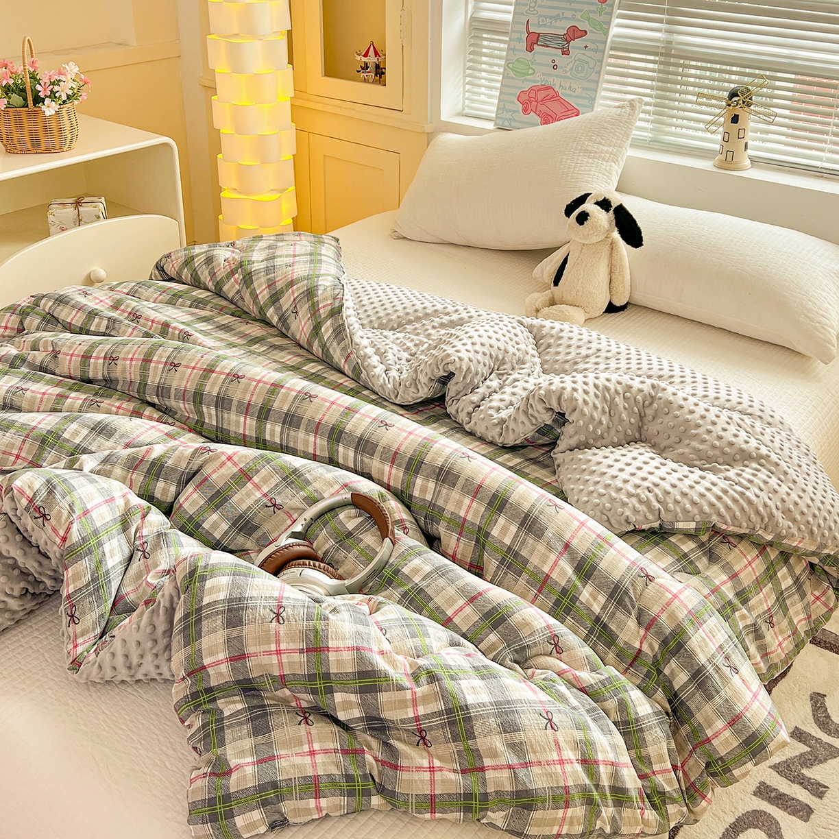 91家纺网 家纺一手货源 找家纺 优选 2025新款木棉双层纱ins少女心可爱加厚豆豆冬被四件套床盖三件套暖梦小红书推荐 绿色条格